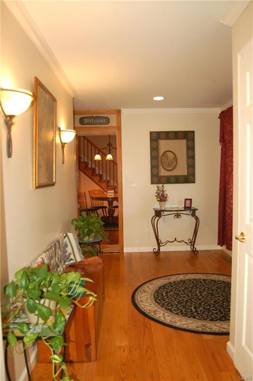 1621 Gaskill St, Allentown, PA 18103 - photo 3