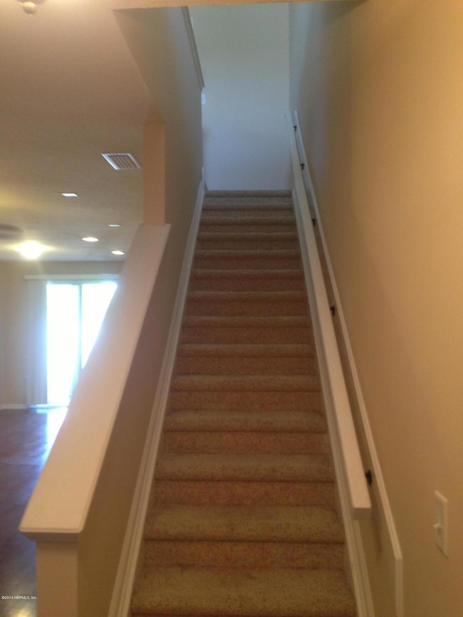 8855 Inlet Bluff Dr, Jacksonville, FL 32216 - photo 5