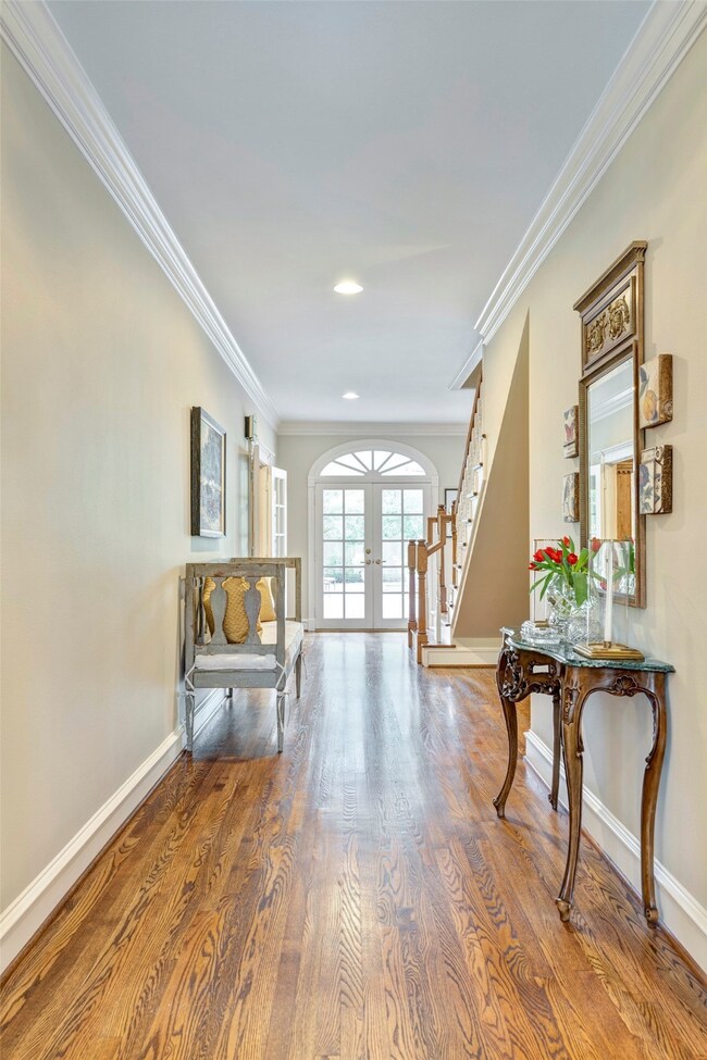 245 Warrenton Dr, Houston, TX 77024 - photo 3