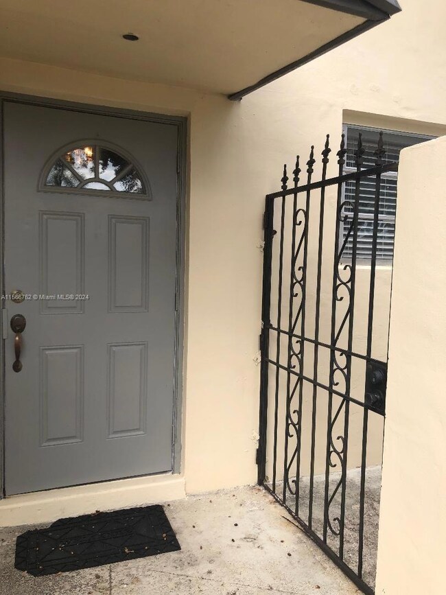 8387 SW 137th Ave unit 8387, Miami, FL 33183 - photo 4