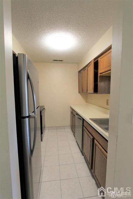 4812 Ravens Crest Dr, Plainsboro, NJ 08536 - photo 5