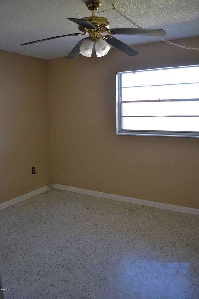 bedroom1