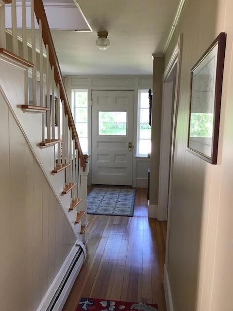 Tarratine front hall