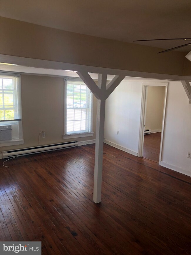 201 Chestnut St unit 2, New Castle, DE 19720 - photo 7