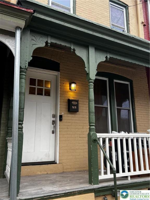 131 N Poplar St, Allentown, PA 18102 - photo 2