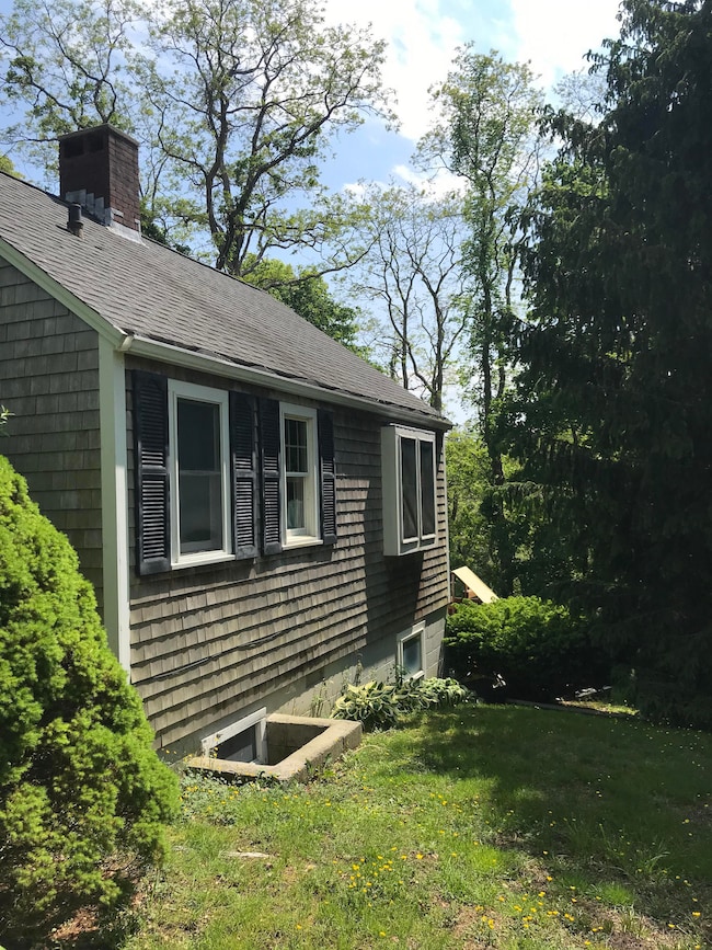 328 Boxberry Hill Rd, East Falmouth, MA 02536 - photo 4