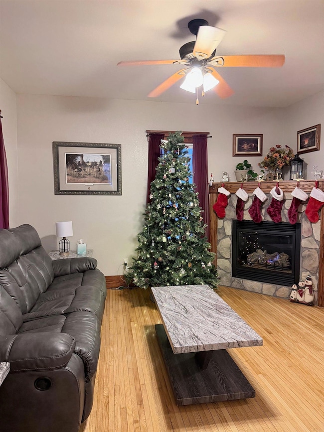 3074 320th Ave, Hopkinton, IA 52237 - photo 6