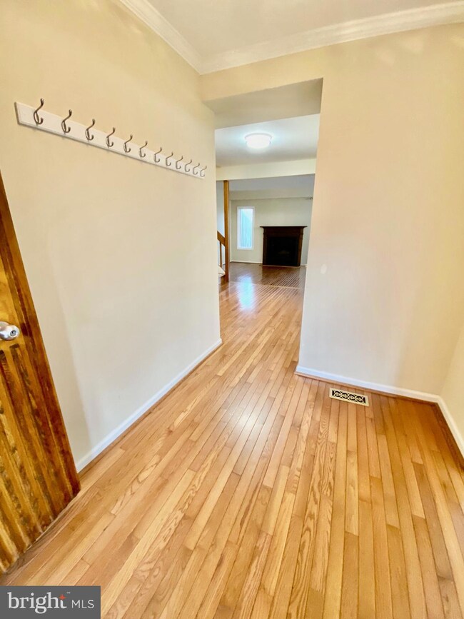 56 Treaty Dr, Chesterbrook, PA 19087 - photo 3