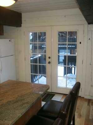 Interior entrance and breakfast bar
