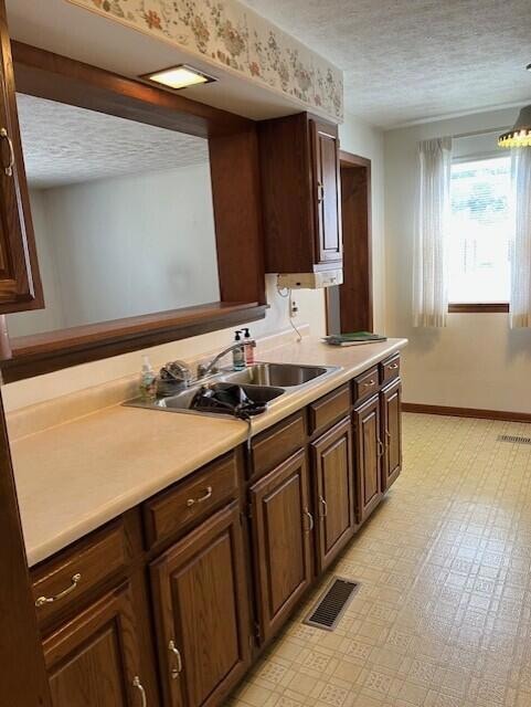 152 Griner Ave, Circleville, OH 43113 - photo 2