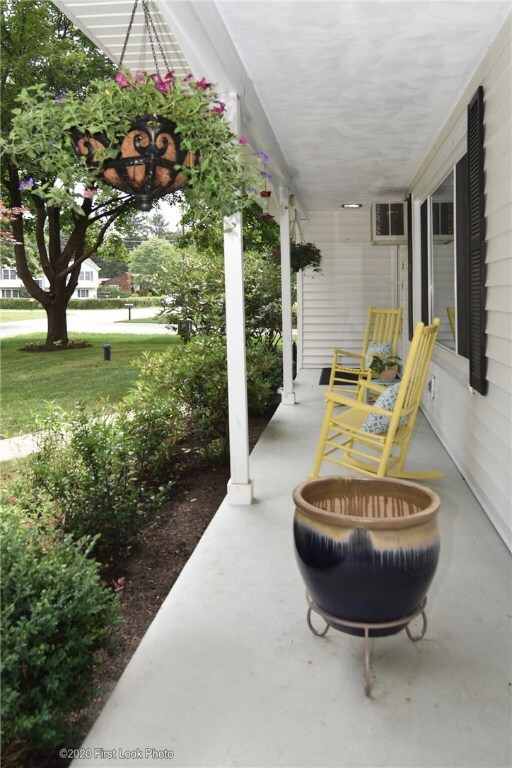 2 Eleanor Dr, Chepachet, RI 02814 - photo 3