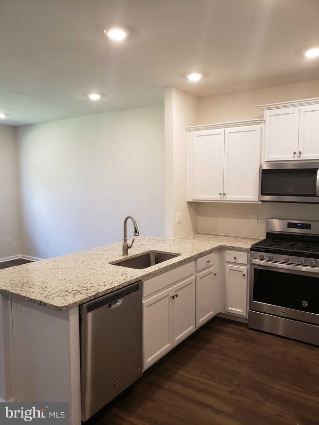 41 Katherine Dr, Burlington, NJ 08016 - photo 2