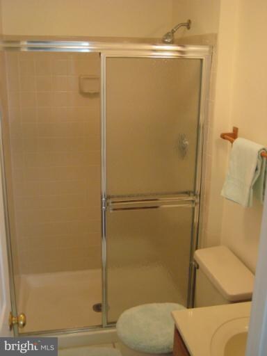 13954 Winding Ridge Ln, Centreville, VA 20121 - photo 4