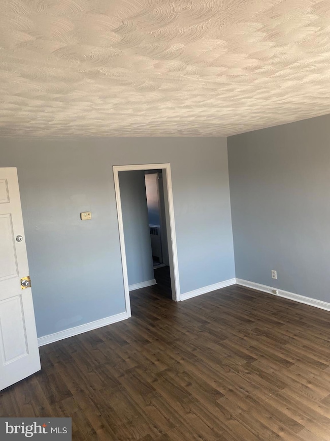 6254 Everett Ave unit 3, Philadelphia, PA 19149 - photo 4