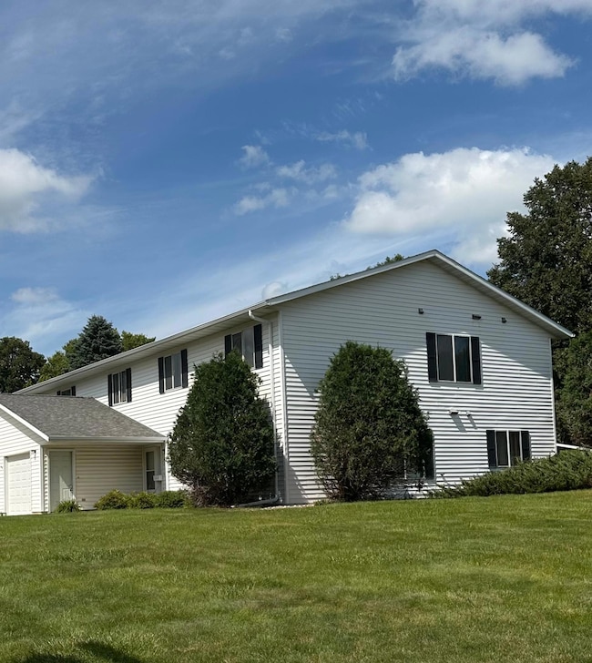 1103 Horizon Dr, Marshall, MN 56258 - photo 4