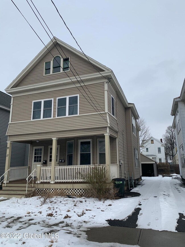 17 Sparkill Ave, Albany, NY 12209 - photo 2