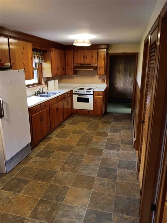 101 Middle St, Attleboro, MA 02703 - photo 3