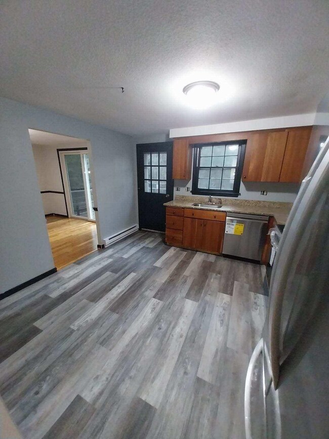 173 Liberty Hill Rd, Bedford, NH 03110 - photo 4