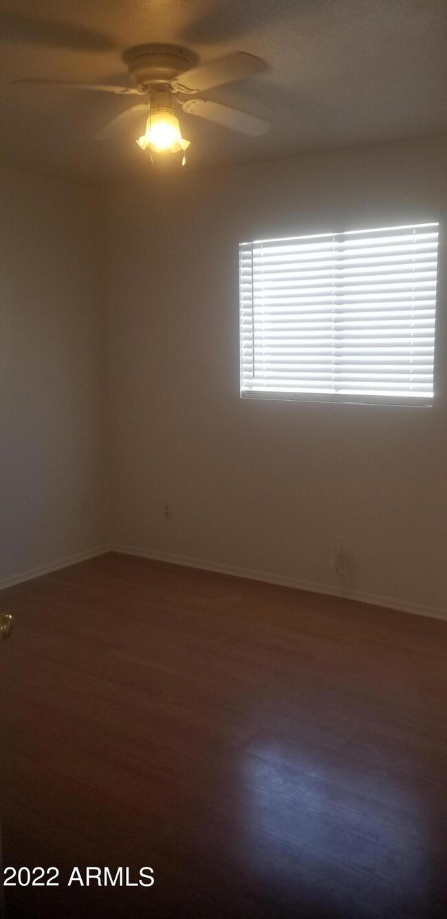 1720 E Pepper Cir unit 2, Mesa, AZ 85203 - photo 5