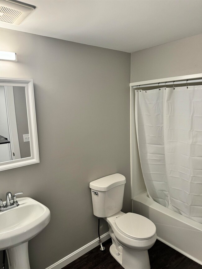 24 Monarch Way unit 206, Portsmouth, NH 03801 - photo 5