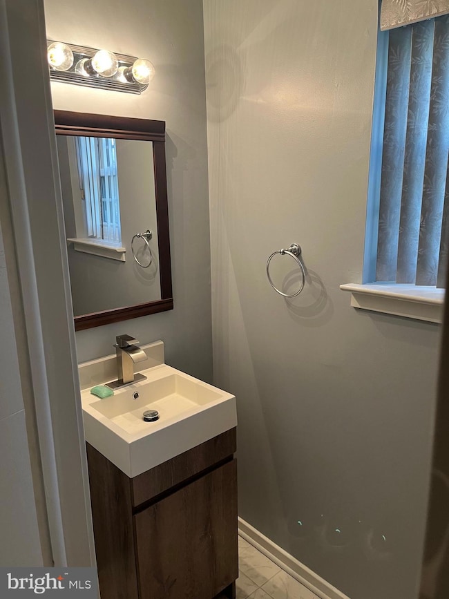 218 Keats Ct, Sicklerville, NJ 08081 - photo 5