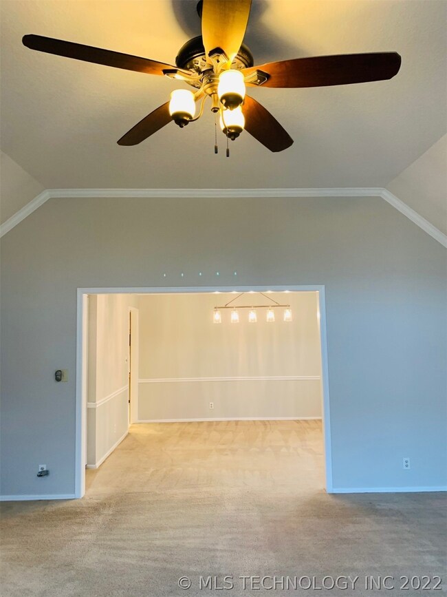 From the living you can access the formal dining r