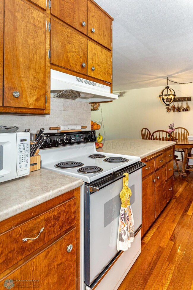 607 7th St S unit 22, Fargo, ND 58103 - photo 7