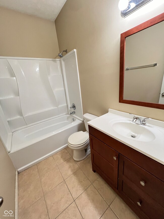 11395 Appalachian Way, Fishers, IN 46037 - photo 6