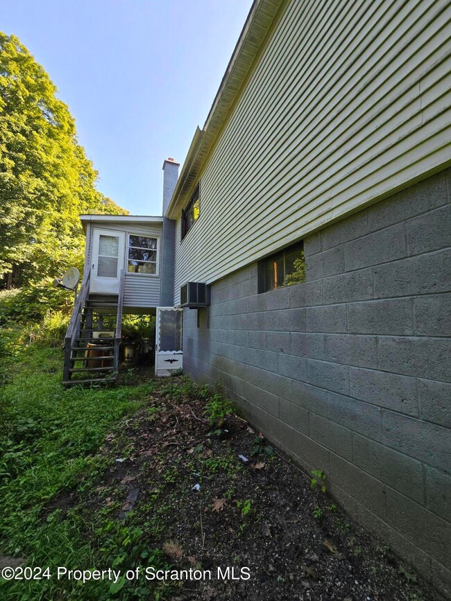 217 Fuller Rd, Dalton, PA 18414 - photo 5