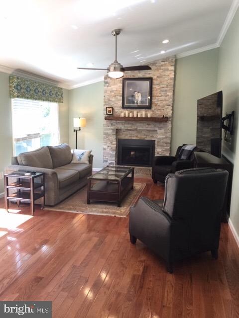 5411 Honey Brook Ct, Fairfax, VA 22030 - photo 5