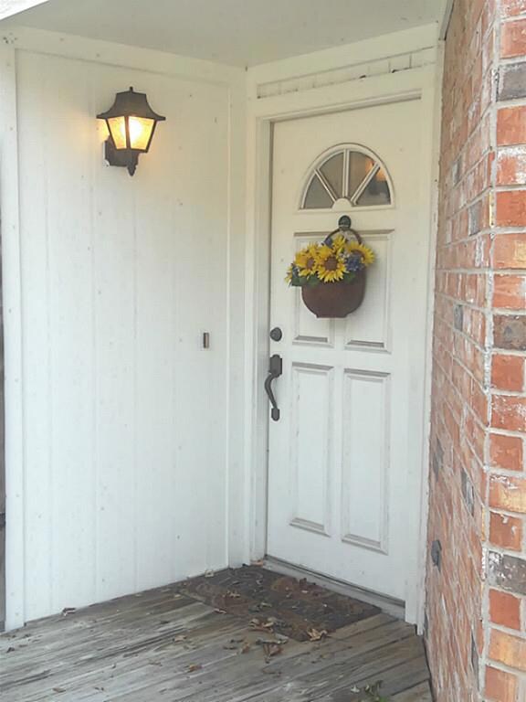 8426 Summertree Dr, Houston, TX 77040 - photo 2