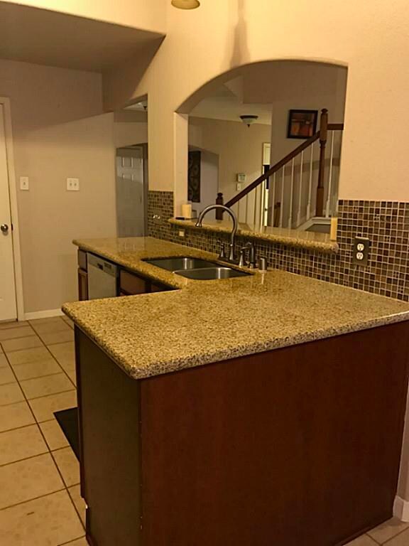 31718 Cattail Park Ct, Conroe, TX 77385 - photo 6