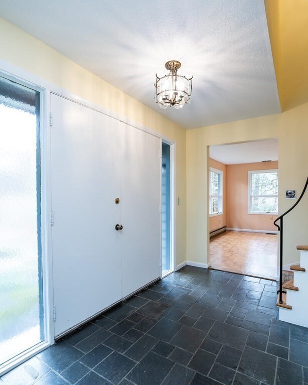 81 January Hills Rd, Amherst, MA 01002 - photo 3