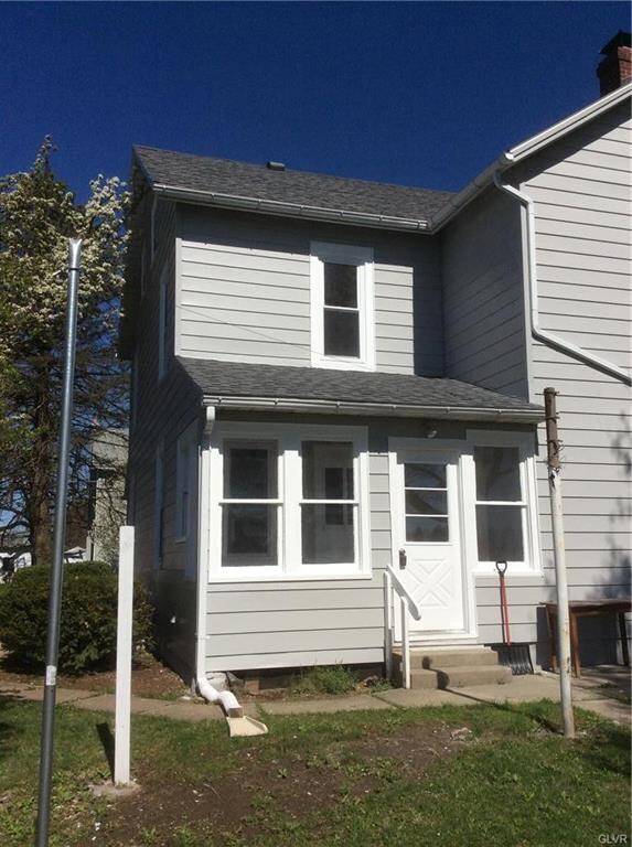 5165 Springmill Rd, Whitehall, PA 18052 - photo 2