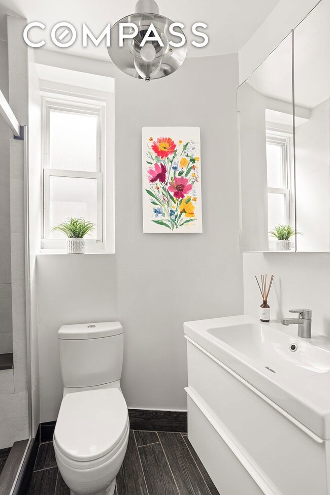 72-17 34th Ave unit 6D, Jackson Heights, NY 11372 - photo 7