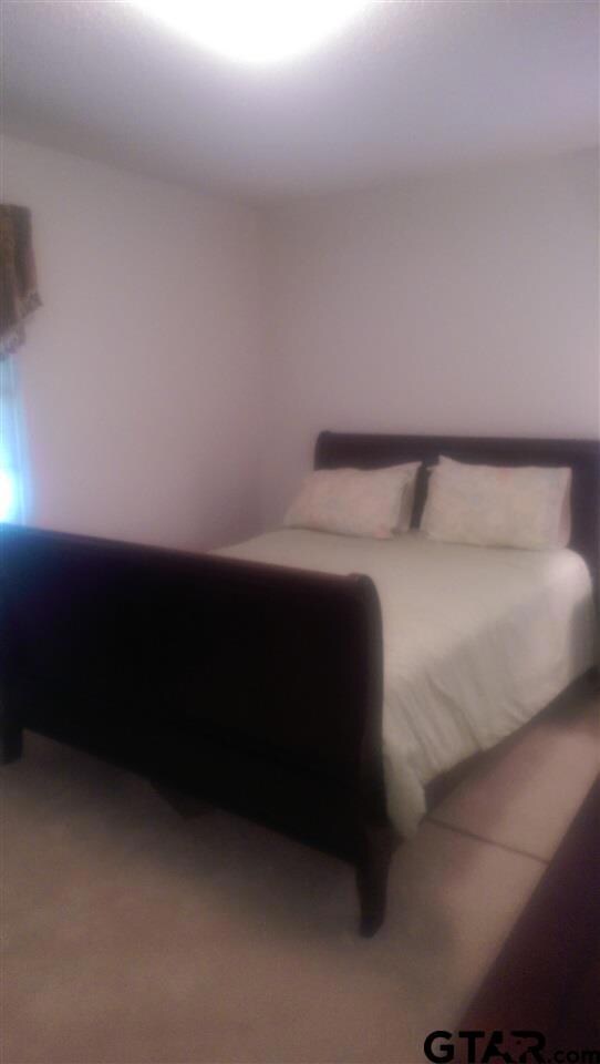 2817 Amy Ln, Tyler, TX 75701 - photo 2