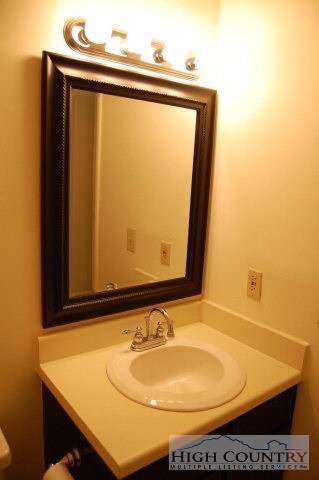 521 Meadowview Dr, Boone, NC 28607 - photo 3