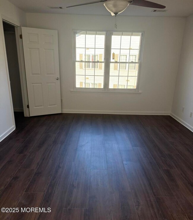 17-7 Augusta Ct unit 7, Freehold, NJ 07728 - photo 4