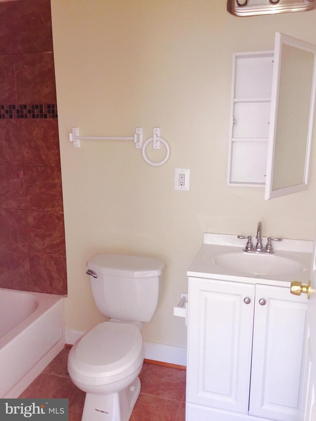 1629 Saint Paul St unit 6, Baltimore, MD 21202 - photo 5