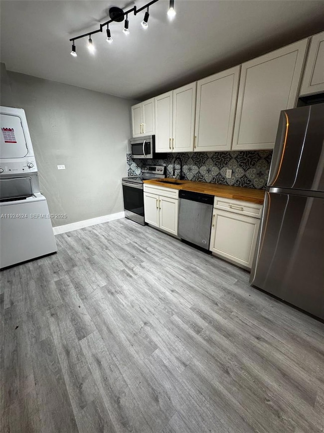 525 NW 91st St unit 1, Miami, FL 33150 - photo 3