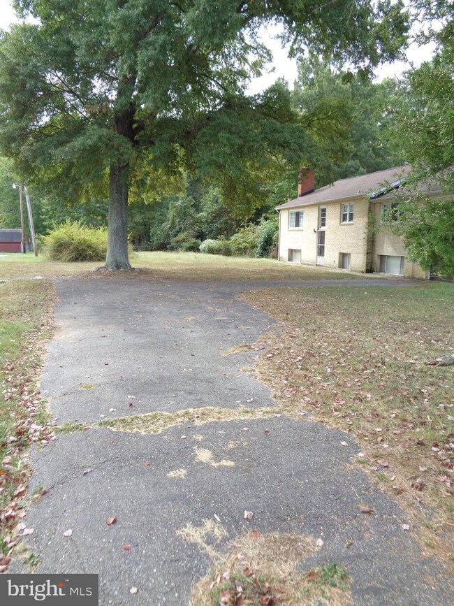 7325 Indian Head Hwy, Bryans Road, MD 20616 - photo 4