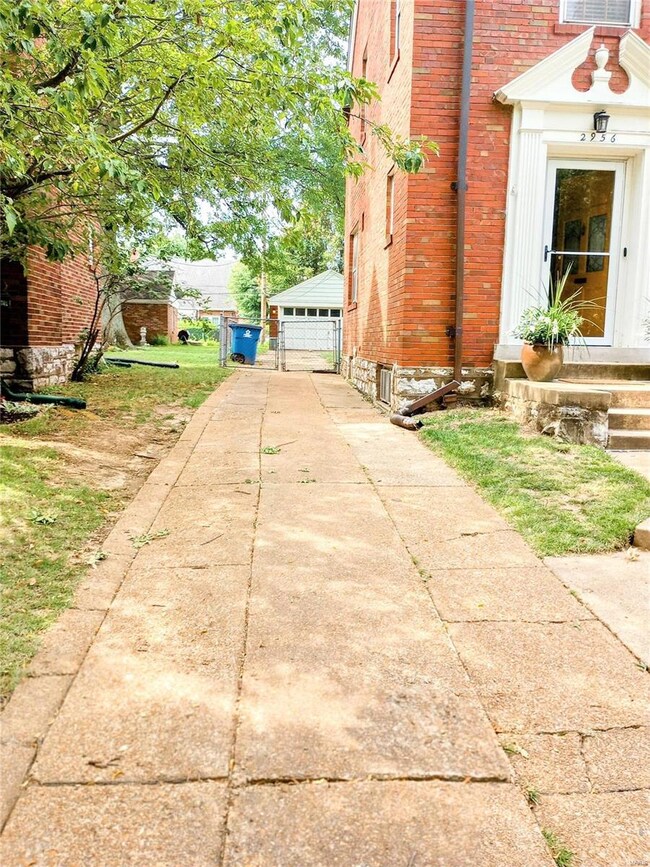 driveway to garage