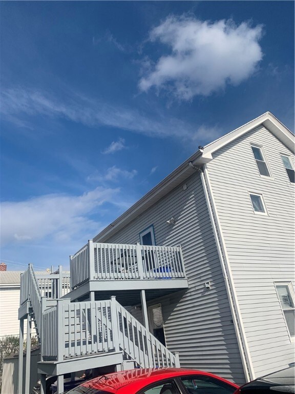 33 Buffum St, Pawtucket, RI 02860 - photo 6