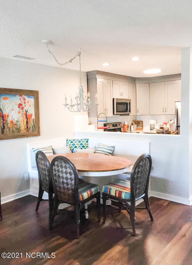 7. Dining Area