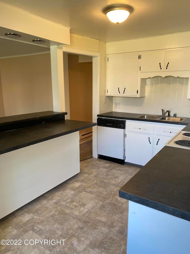 3406 Wyoming Dr unit 2, Anchorage, AK 99517 - photo 4