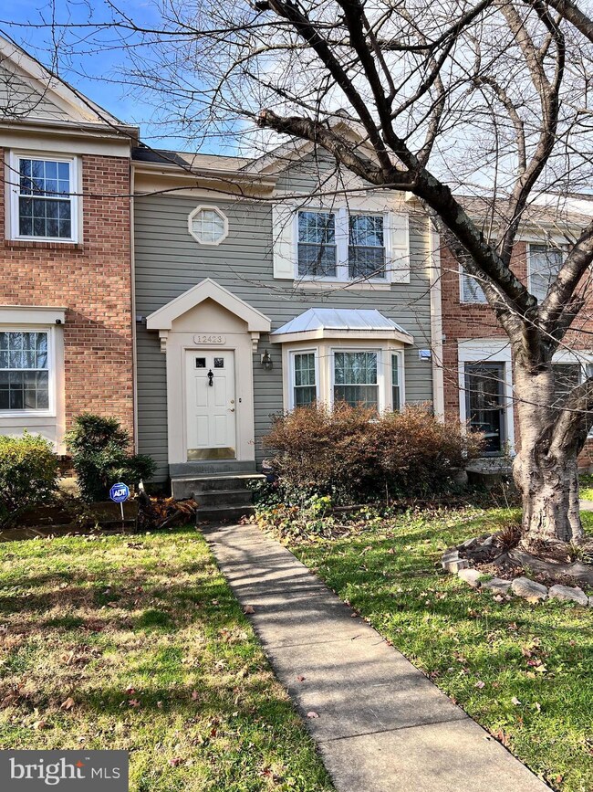 12423 Sky Blue Dr, Germantown, MD 20874 - photo 3