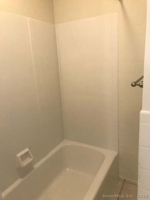 46 Stearns St unit 2L, Bristol, CT 06010 - photo 6