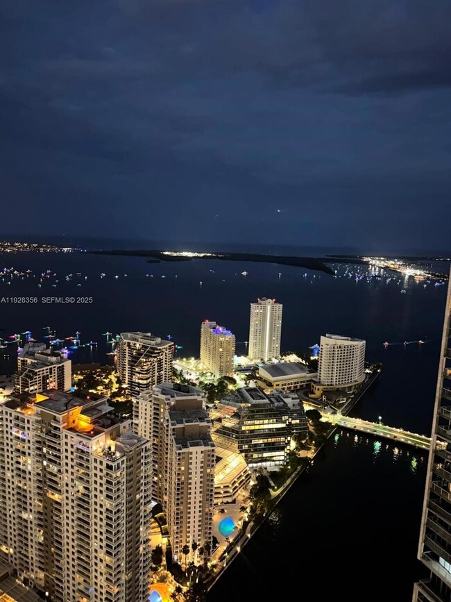 Icon Brickell Tower 1 unit 5707, Miami, FL 33131 - photo 6