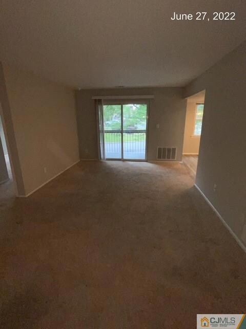 32 Powderhorn Ct unit 322, Woodbridge, NJ 07095 - photo 7