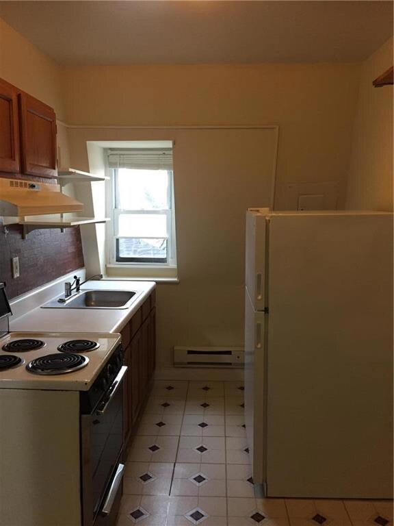 956 W Walnut St unit 3, Allentown, PA 18102 - photo 2